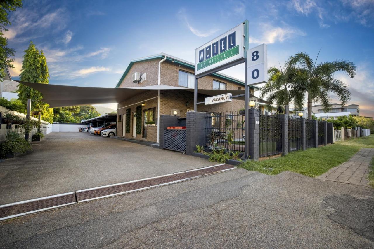 Motel On Mitchell Townsville Eksteriør billede