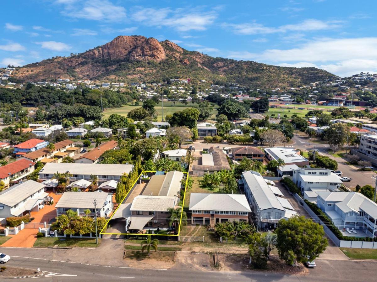 Motel On Mitchell Townsville Eksteriør billede